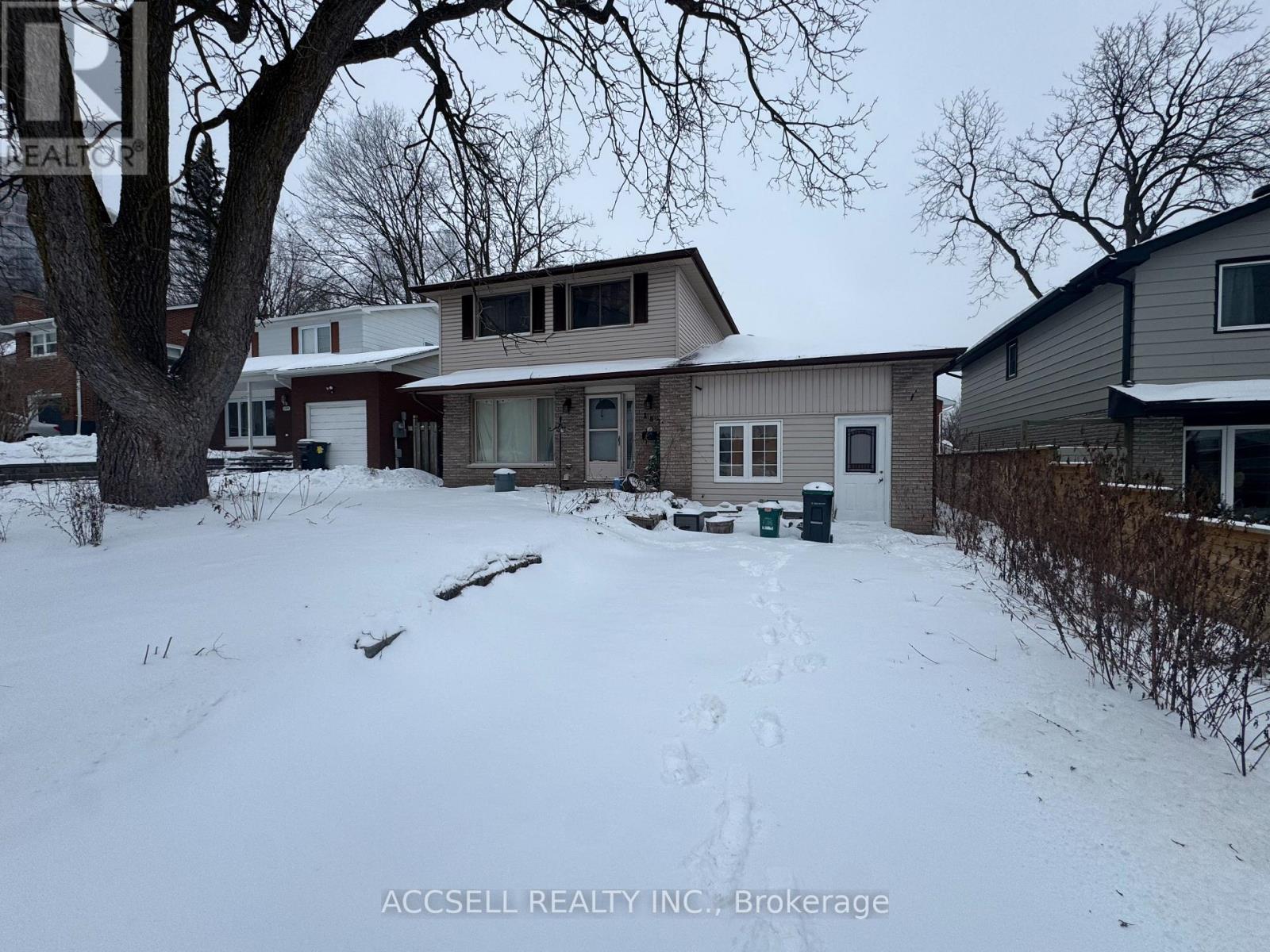 Queen's Park House for sale: 5 bedroom 1,500 sq.ft. (Listed 2026-02-27)