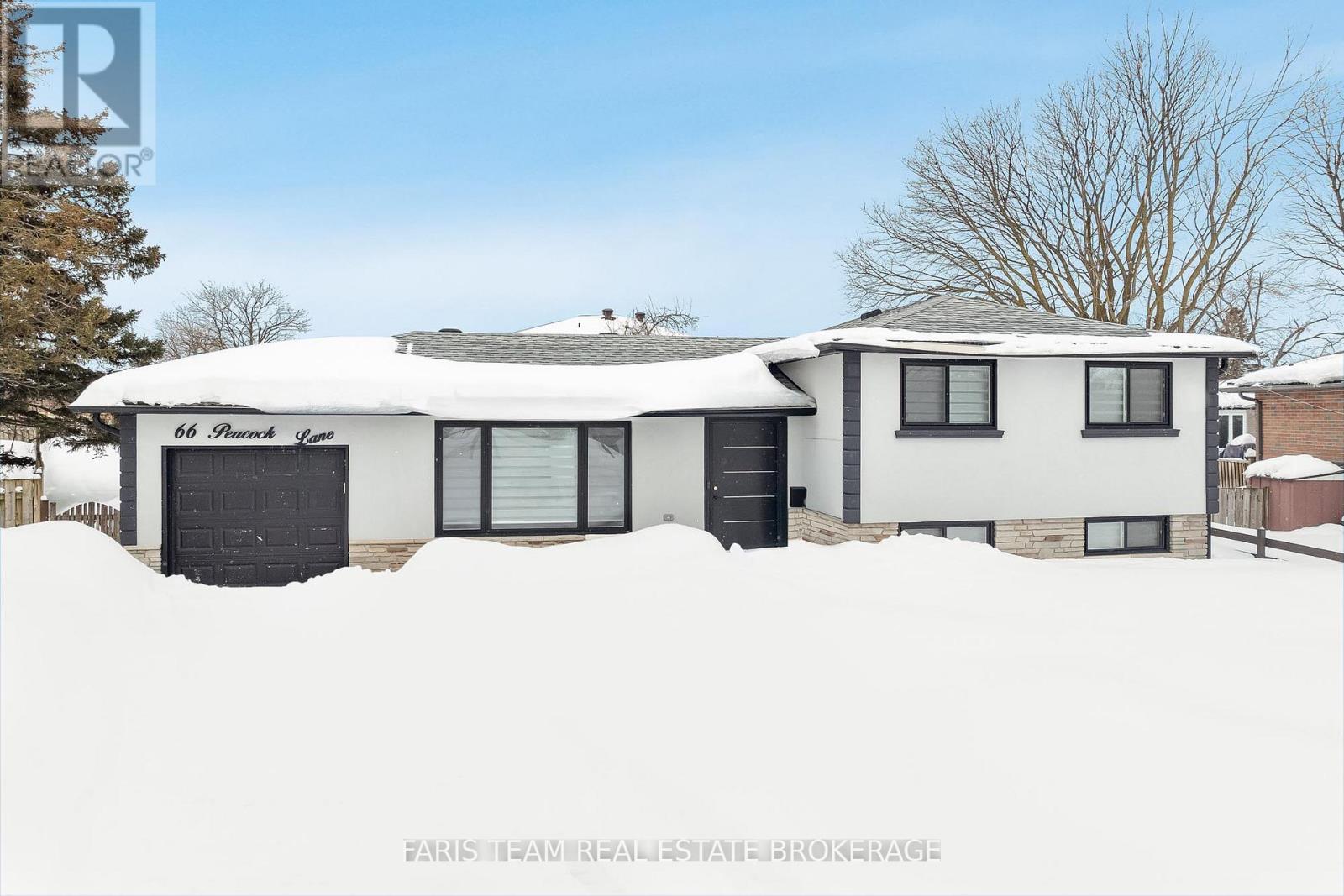 66 PEACOCK LANE, Barrie, Ontario
