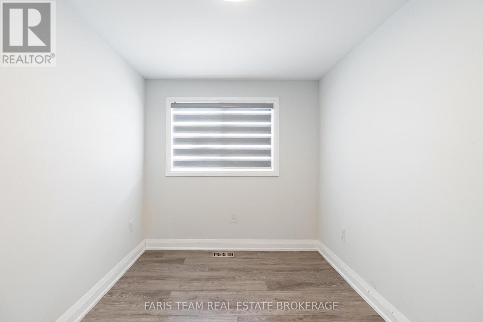 66 Peacock Lane, Barrie, Ontario  L4N 3R9 - Photo 25 - S12827024