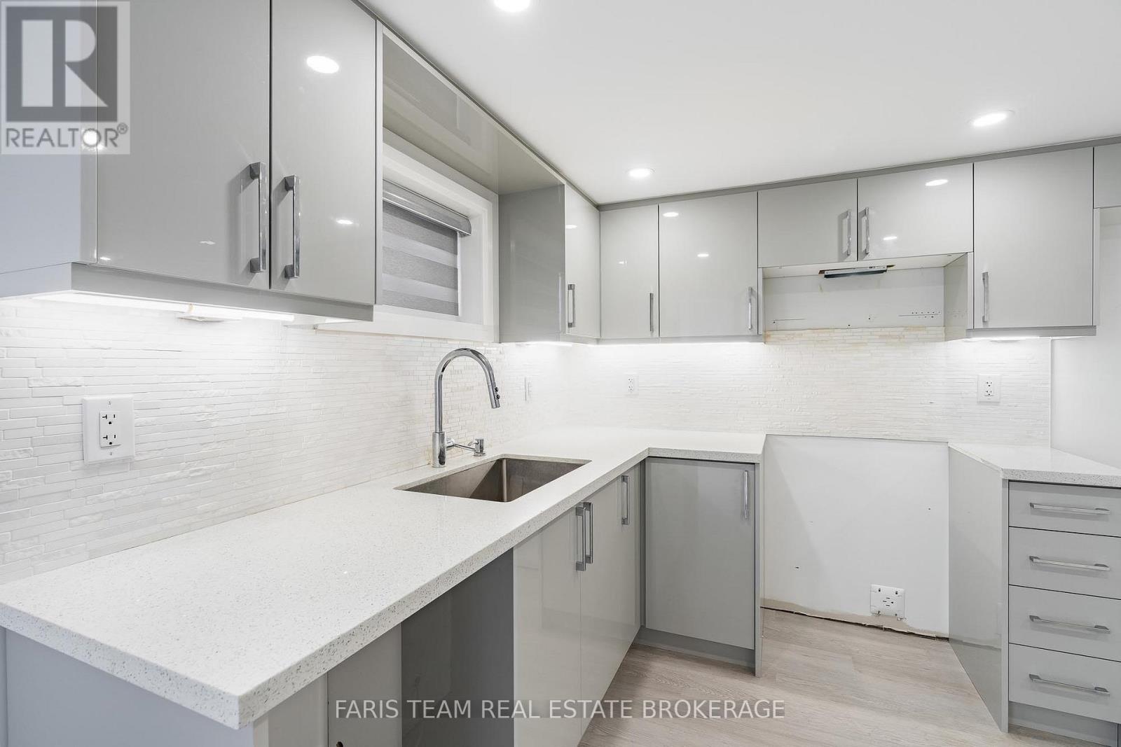 66 Peacock Lane, Barrie, Ontario  L4N 3R9 - Photo 31 - S12827024