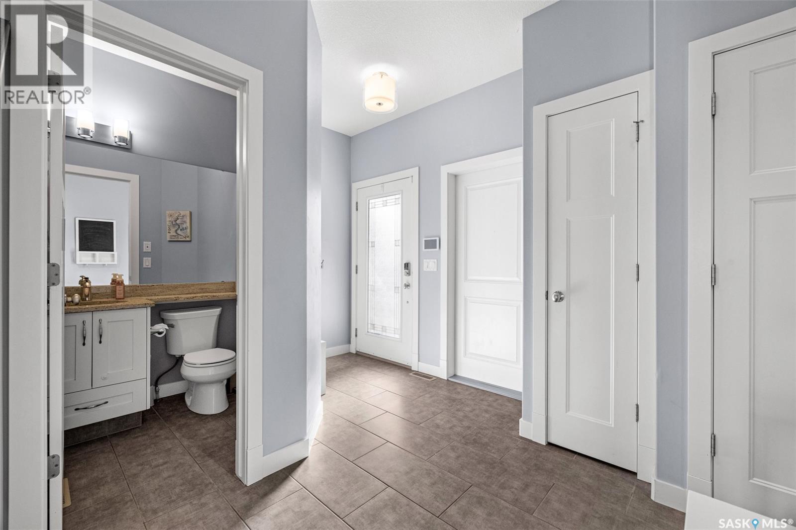 5492 Aerial Crescent, Regina, Saskatchewan  S4W 0C9 - Photo 2 - SK029284