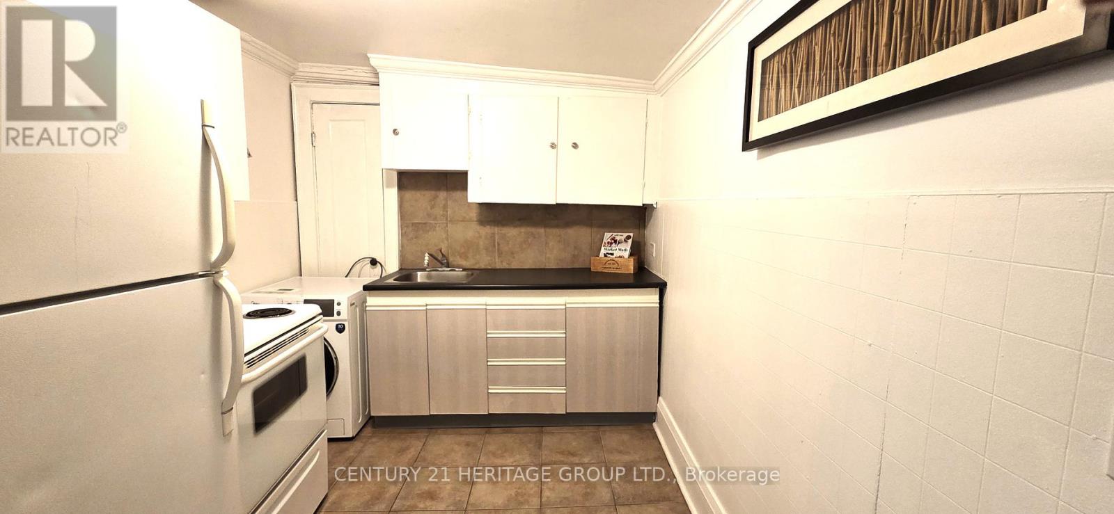 6 - 201 Main Street S, Newmarket, Ontario  L3Y 3Y9 - Photo 9 - N12782398