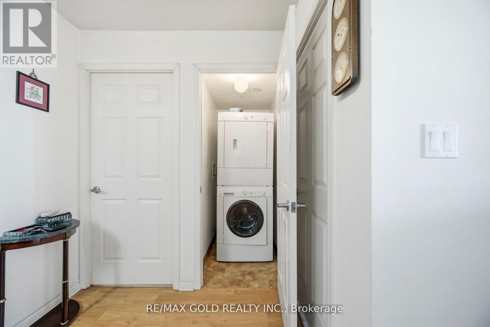 2508 - 335 Rathburn Road W, Mississauga, Ontario  L5B 0C8 - Photo 25 - W12826944