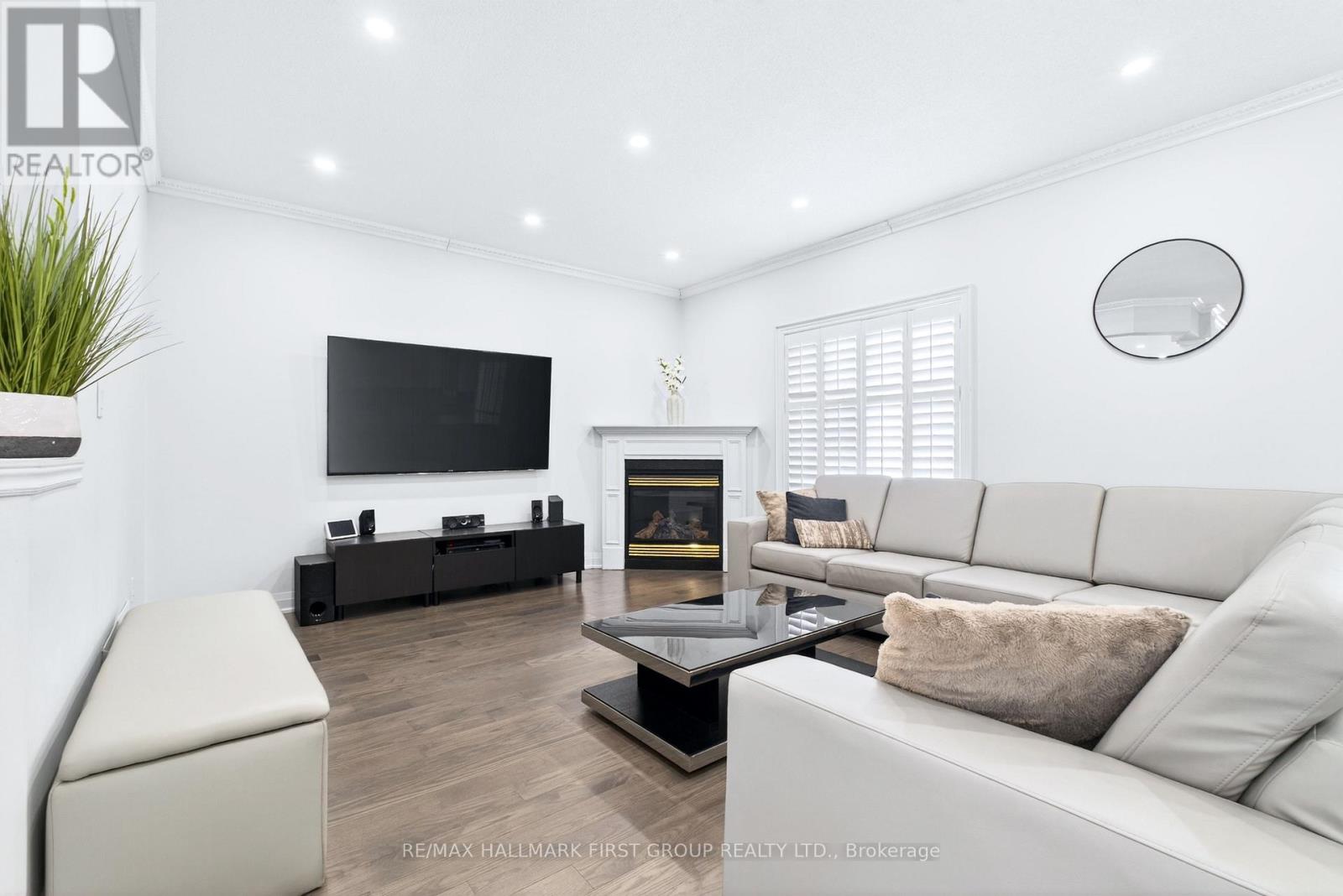 18 Buster Drive, Brampton, Ontario  L6Y 5P8 - Photo 11 - W12826992