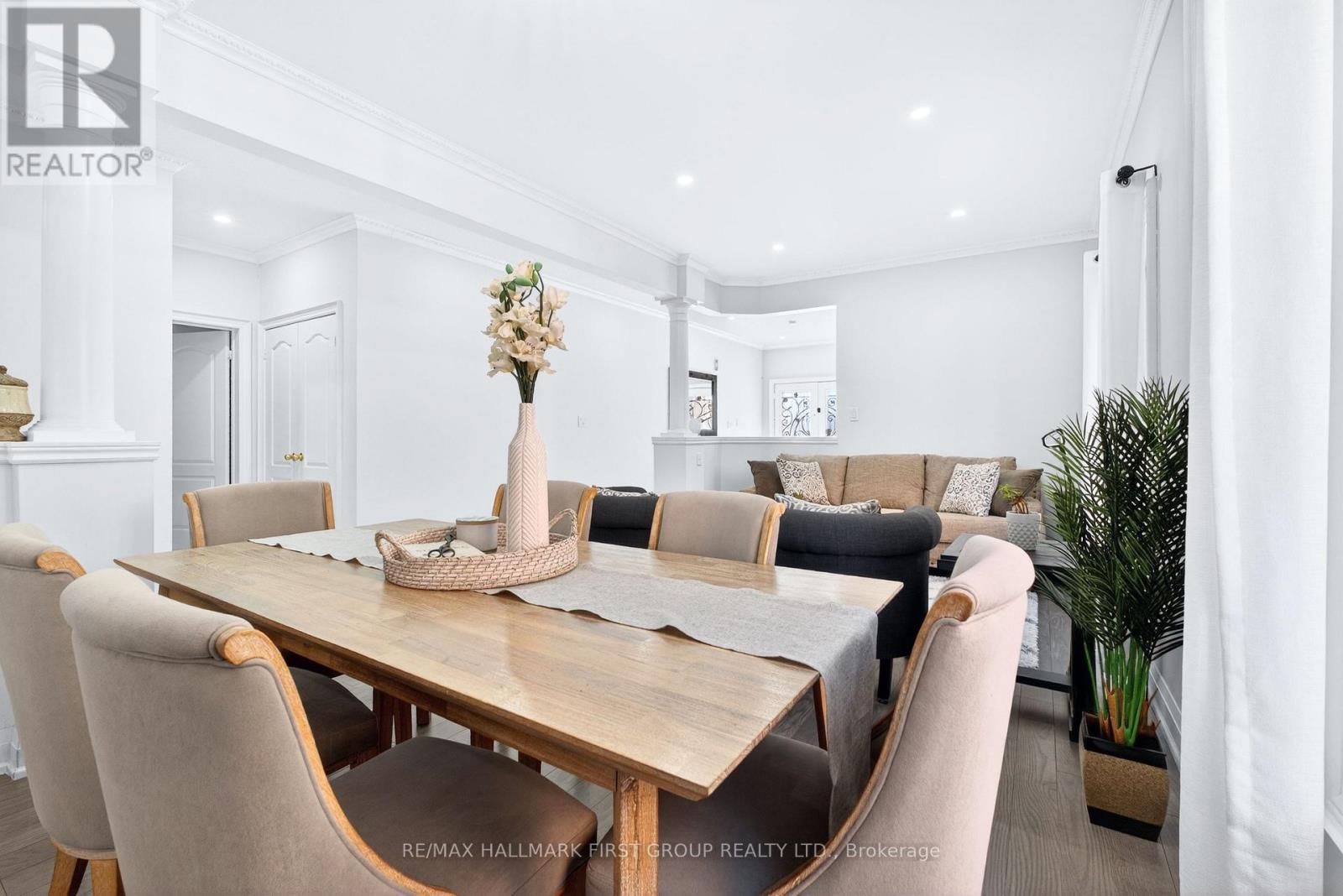 18 Buster Drive, Brampton, Ontario  L6Y 5P8 - Photo 7 - W12826992