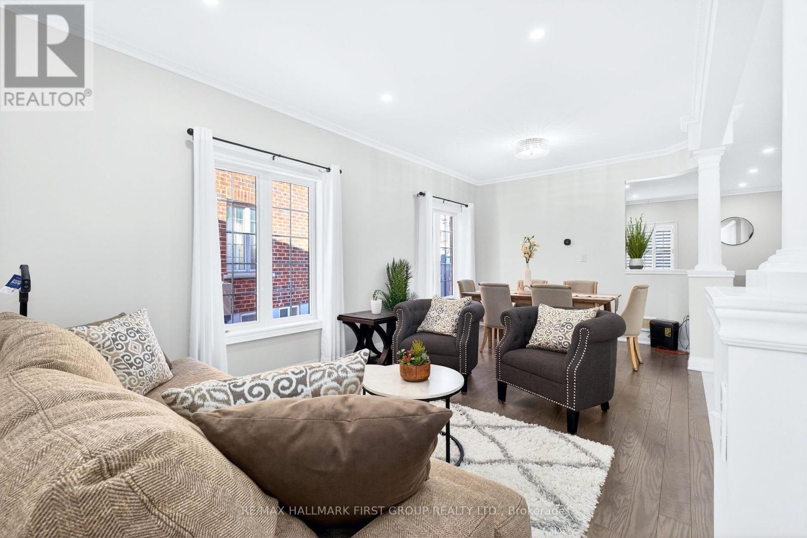 18 Buster Drive, Brampton, Ontario  L6Y 5P8 - Photo 8 - W12826992