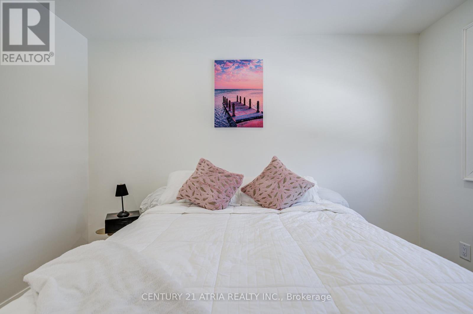 23 Ladbrooke Road, Toronto, Ontario  M3R 2A7 - Photo 24 - W12826996