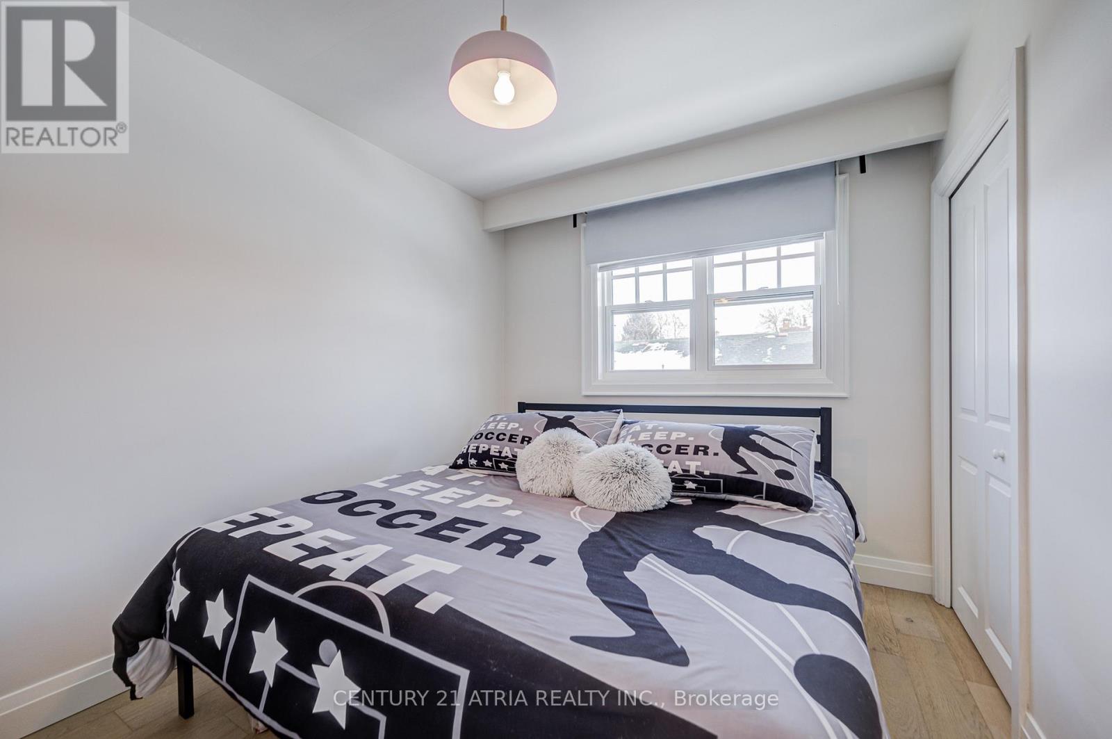 23 Ladbrooke Road, Toronto, Ontario  M3R 2A7 - Photo 25 - W12826996