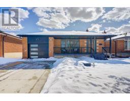 23 LADBROOKE ROAD, Toronto, Ontario