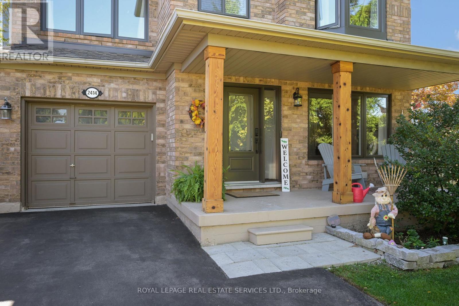2414 Proudfoot Trail, Oakville, Ontario  L6M 3Y1 - Photo 3 - W12827014