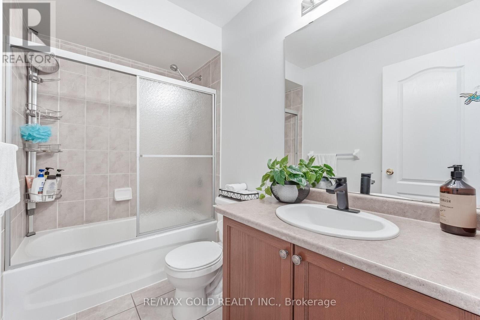 32 Toddville Road, Brampton, Ontario  L6P 3A3 - Photo 14 - W12827018