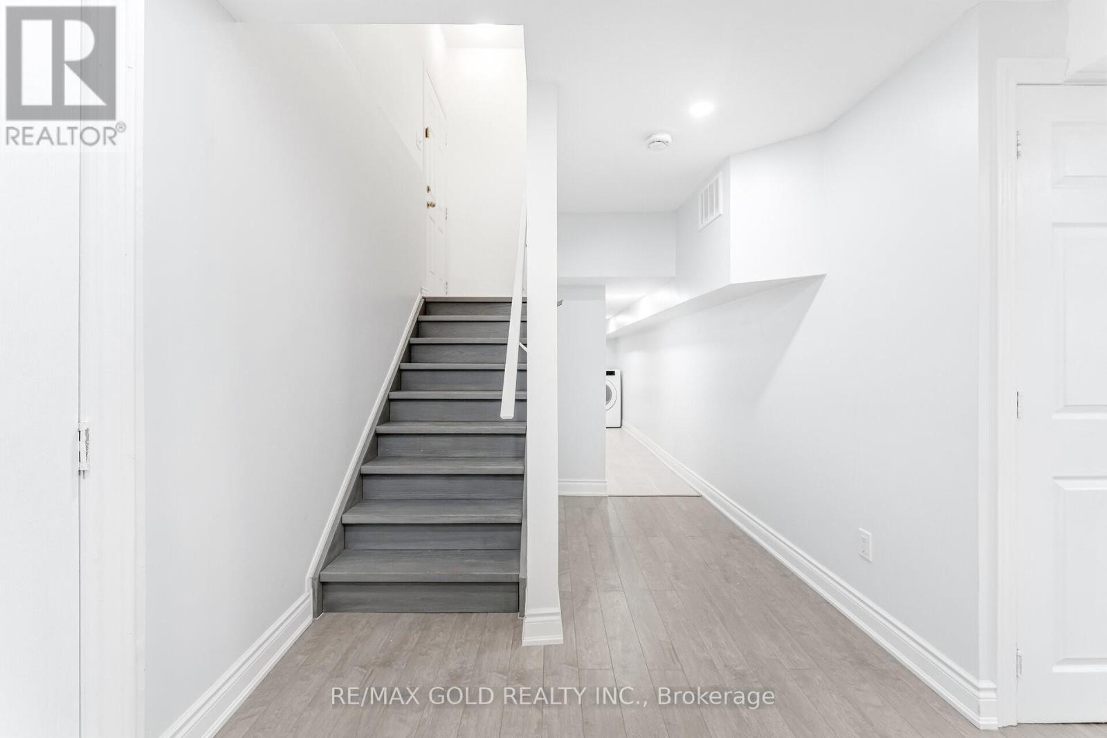 32 Toddville Road, Brampton, Ontario  L6P 3A3 - Photo 16 - W12827018