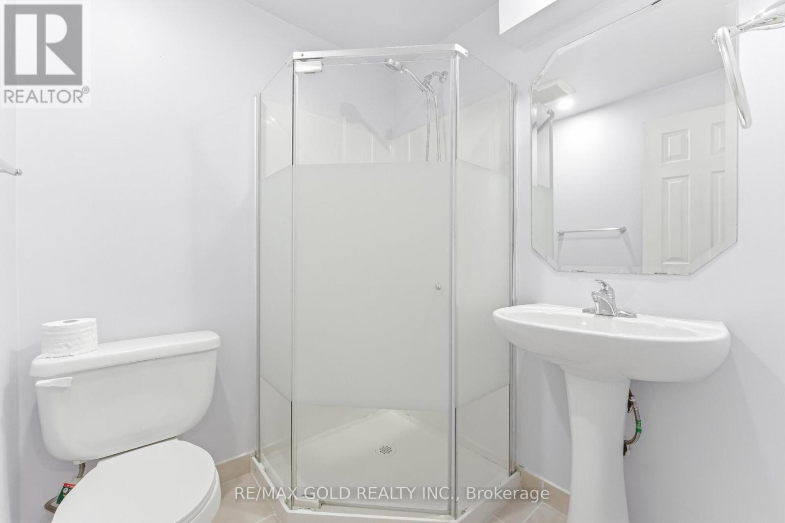 32 Toddville Road, Brampton, Ontario  L6P 3A3 - Photo 21 - W12827018