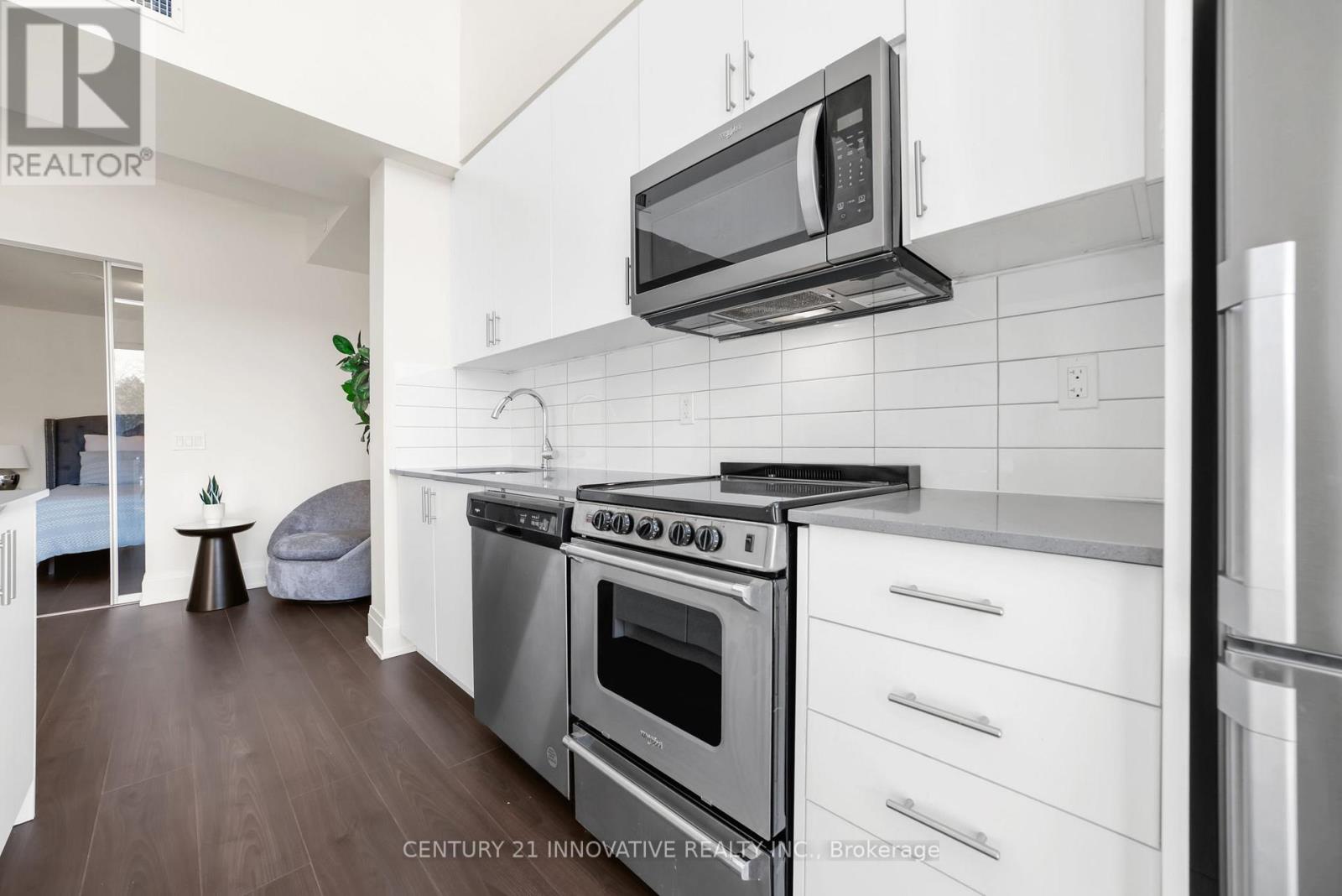 106 - 509 Dundas Street W, Oakville, Ontario L6M 5P4 - Photo 14 - W12827026