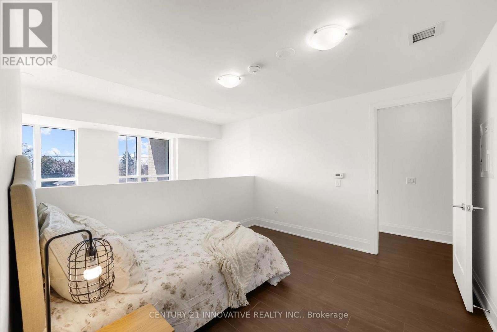 106 - 509 Dundas Street W, Oakville, Ontario L6M 5P4 - Photo 21 - W12827026