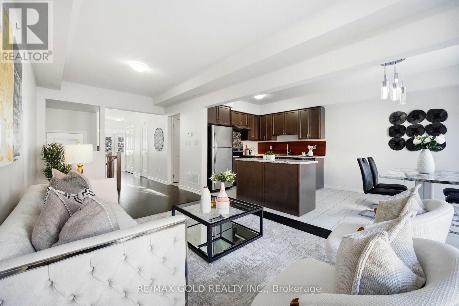 15 Hines Street, Brampton, Ontario  L7A 4X4 - Photo 13 - W12827032