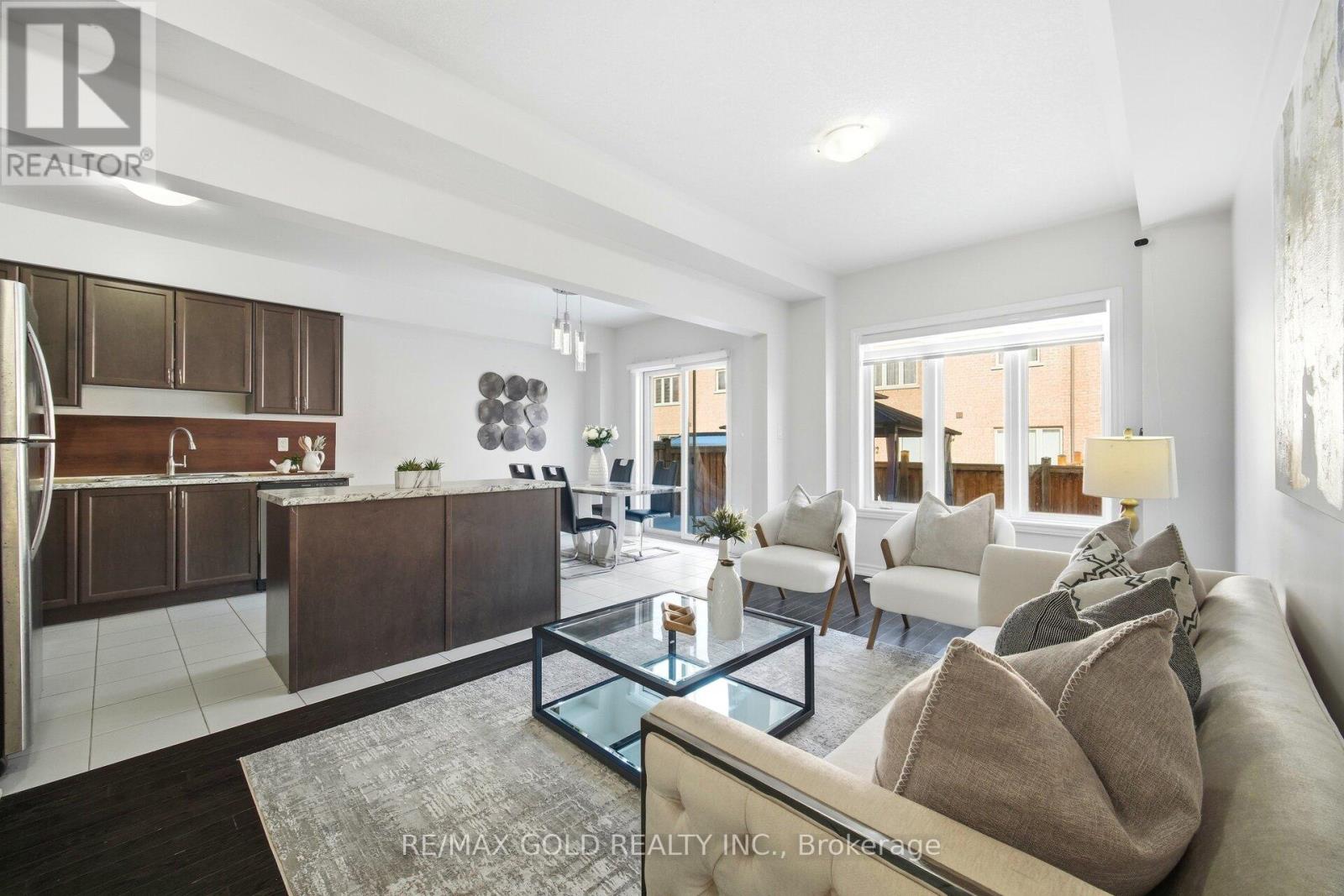 15 Hines Street, Brampton, Ontario  L7A 4X4 - Photo 14 - W12827032