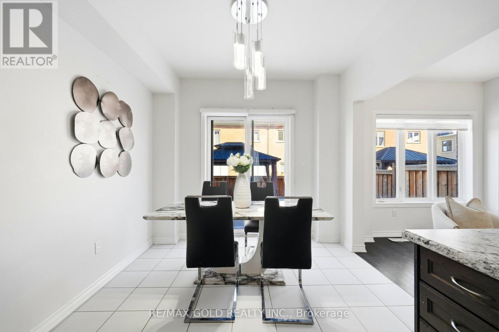 15 Hines Street, Brampton, Ontario  L7A 4X4 - Photo 21 - W12827032