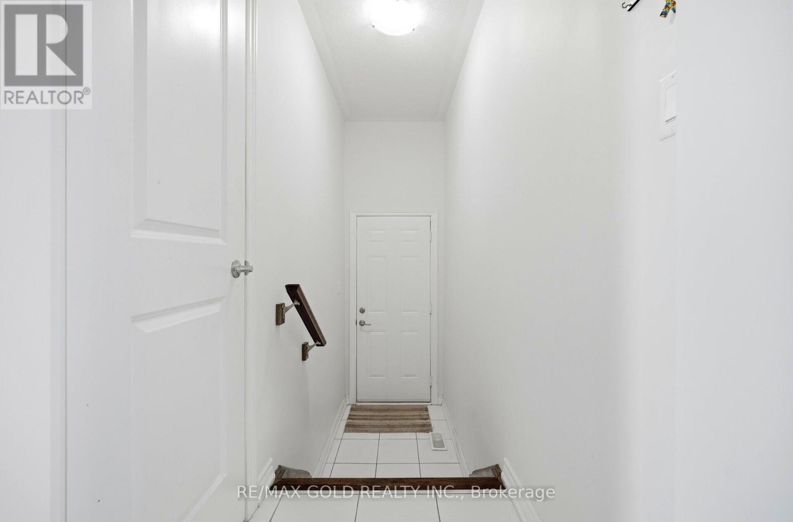 15 Hines Street, Brampton, Ontario  L7A 4X4 - Photo 27 - W12827032