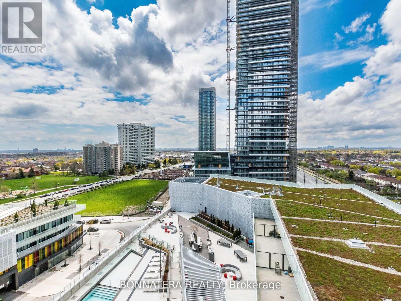 606 - 3900 Confederation Parkway, Mississauga, Ontario  L5B 0M3 - Photo 11 - W12827070