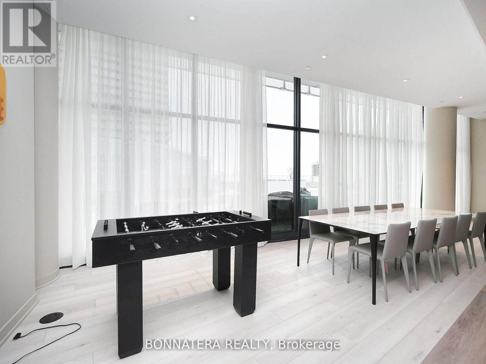 606 - 3900 Confederation Parkway, Mississauga, Ontario  L5B 0M3 - Photo 18 - W12827070