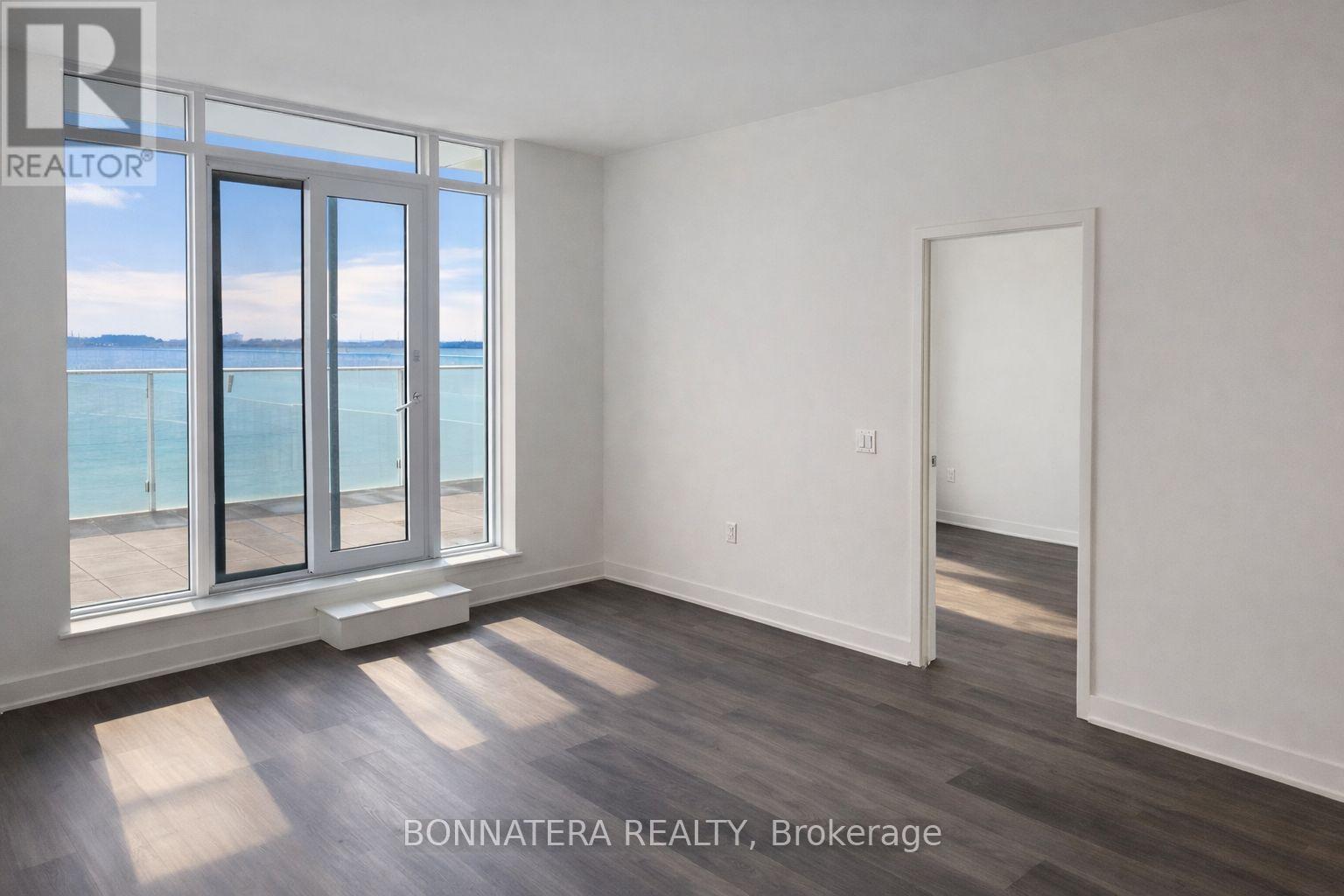 606 - 3900 Confederation Parkway, Mississauga, Ontario  L5B 0M3 - Photo 6 - W12827070