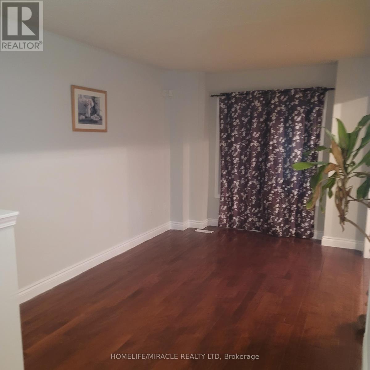 19 - 250 Richvale Drive, Brampton (Heart Lake East), Ontario  L6Z 4W9 - Photo 4 - W12827088