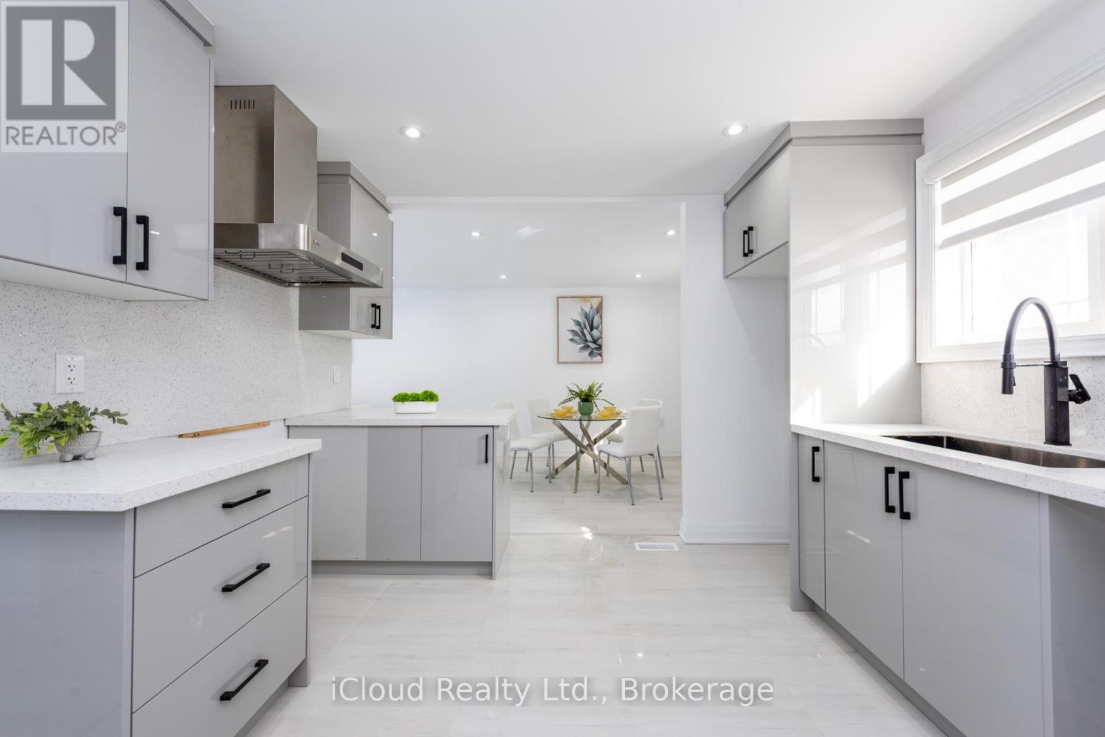 105 Avondale Boulevard, Brampton, Ontario  L6T 1H5 - Photo 16 - W12827120