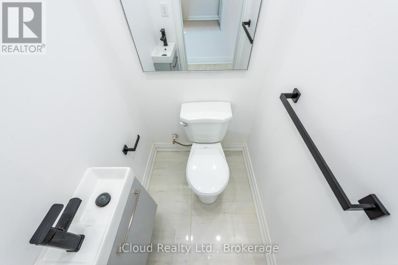 105 Avondale Boulevard, Brampton, Ontario  L6T 1H5 - Photo 20 - W12827120