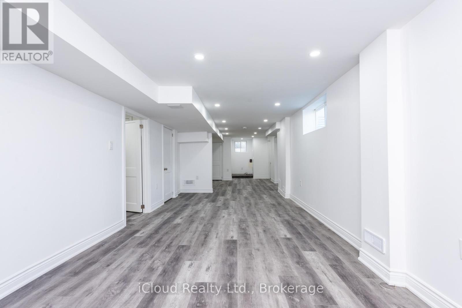 105 Avondale Boulevard, Brampton, Ontario  L6T 1H5 - Photo 38 - W12827120