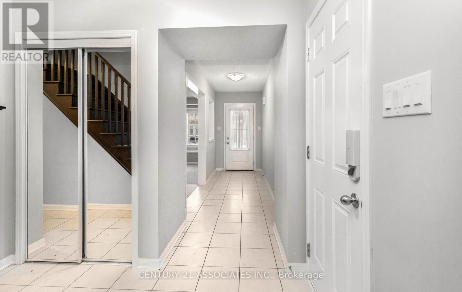 261 Gleave ( Upper Level) Terrace, Milton (Ha Harrison), Ontario  L9T 8N9 - Photo 10 - W12827136