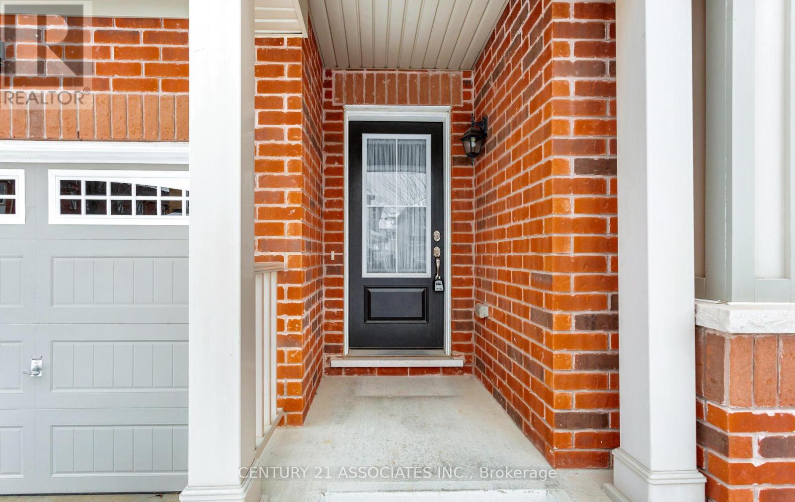 261 Gleave ( Upper Level) Terrace, Milton (Ha Harrison), Ontario  L9T 8N9 - Photo 2 - W12827136