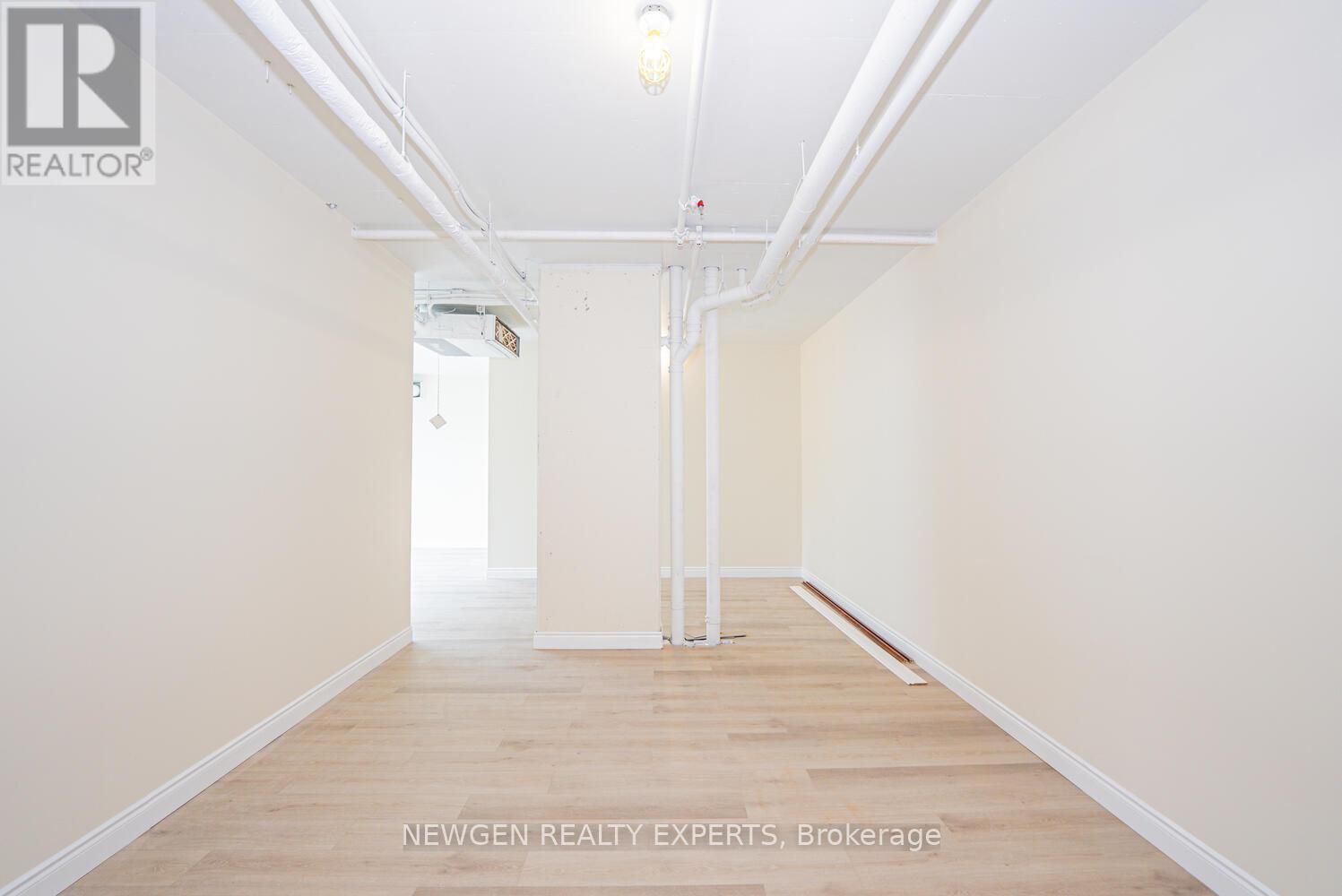 319 - 996 Martin Grove Road, Toronto (West Humber-Clairville), Ontario  M9W 4V8 - Photo 12 - W12827142