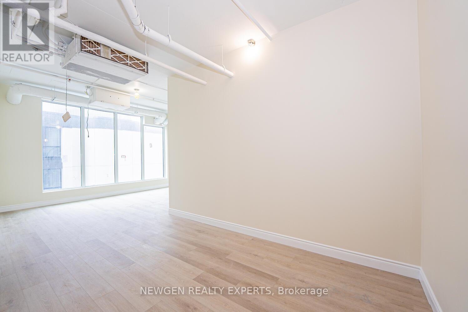 319 - 996 Martin Grove Road, Toronto (West Humber-Clairville), Ontario  M9W 4V8 - Photo 15 - W12827142