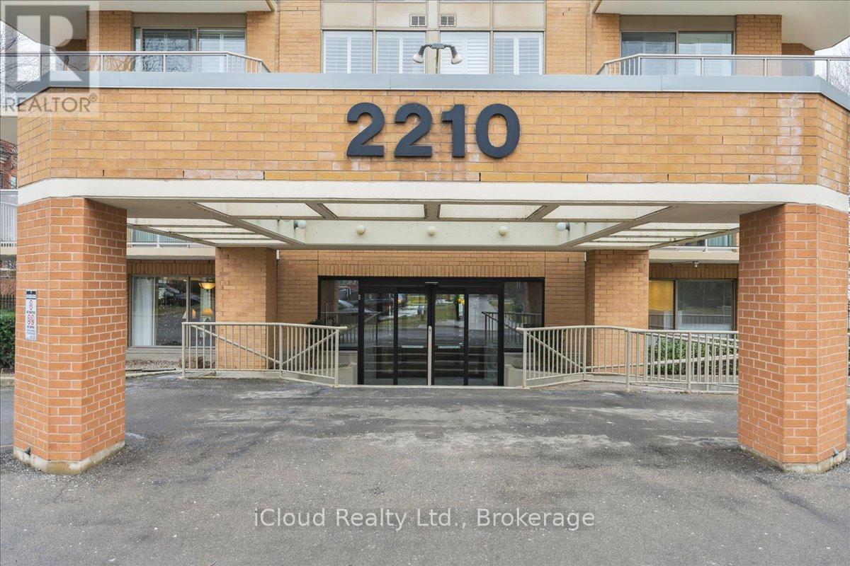 805 - 2210 Lakeshore Road, Burlington (Brant), Ontario  L7R 4J9 - Photo 2 - W12827162