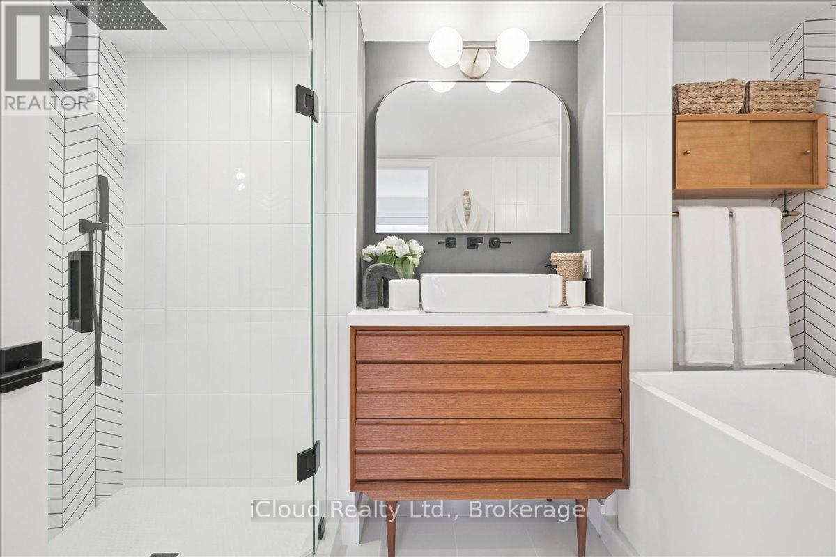 805 - 2210 Lakeshore Road, Burlington (Brant), Ontario  L7R 4J9 - Photo 36 - W12827162