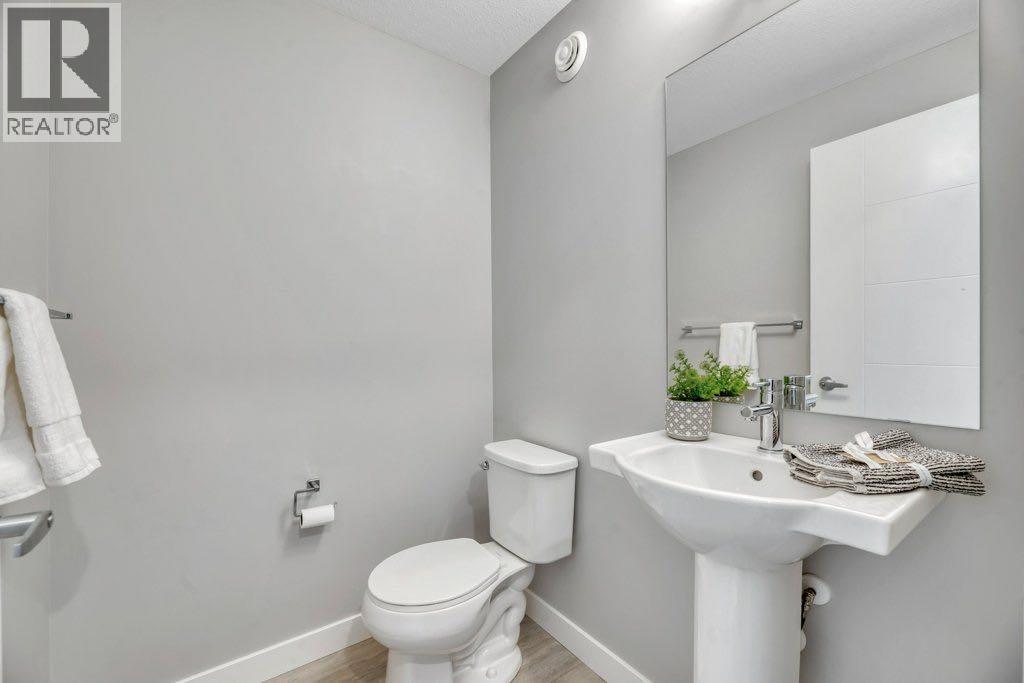 514 Redstone Crescent Ne, Calgary, Alberta  T3N 1M3 - Photo 10 - A2271969