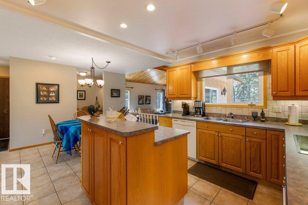 55102 Rge Road 260, Rural Sturgeon County, Alberta  T8R 0T4 - Photo 16 - E4475151