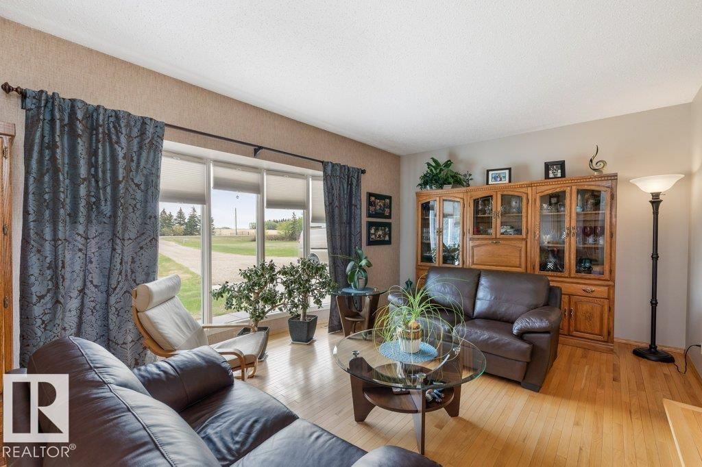 55102 Rge Road 260, Rural Sturgeon County, Alberta  T8R 0T4 - Photo 8 - E4475151