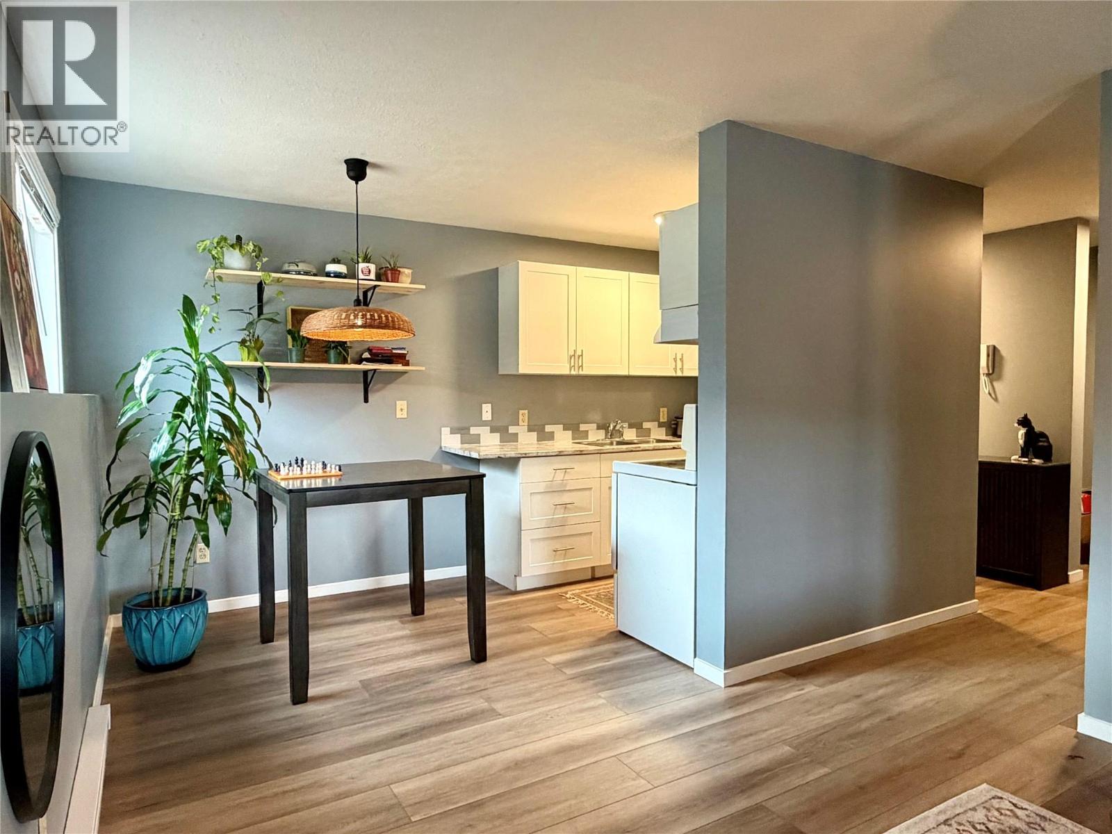 150 Skaha Place Unit# 111, penticton, British Columbia