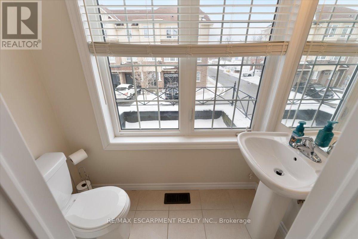 31 Mayland Street, Hamilton, Ontario  L8J 0G4 - Photo 18 - X12826938