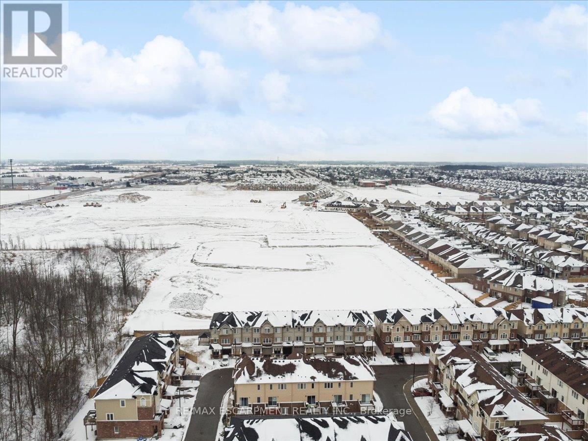 31 Mayland Street, Hamilton, Ontario  L8J 0G4 - Photo 32 - X12826938