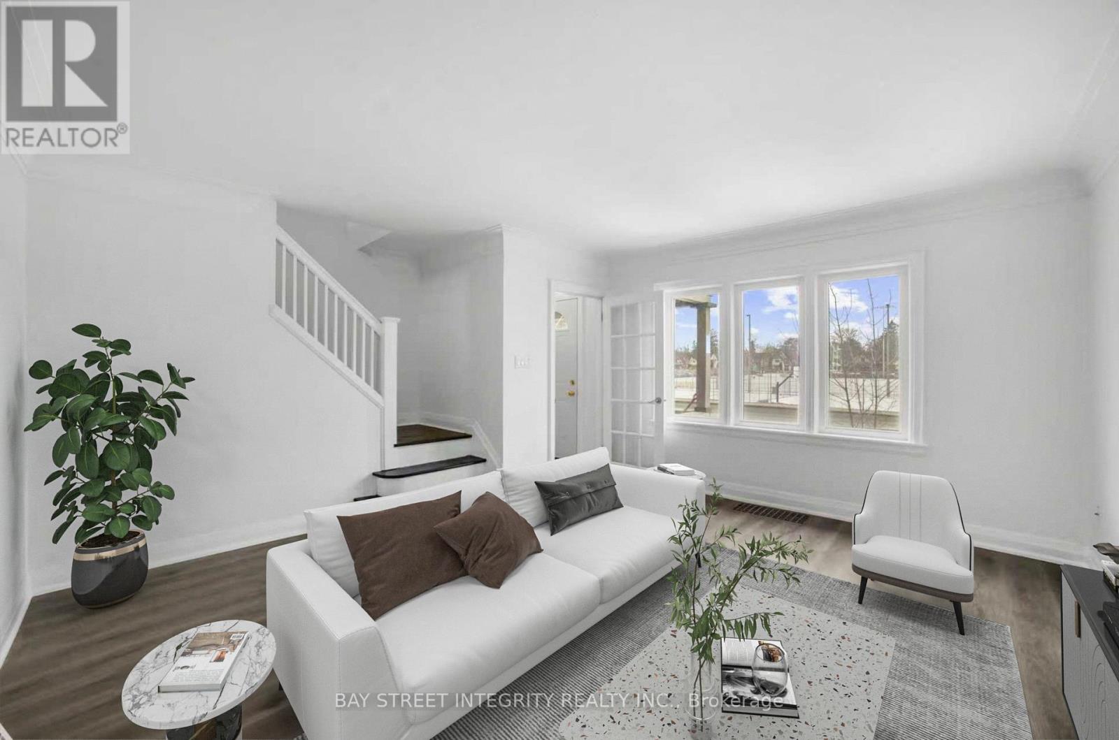 53 Paradise Road S, Hamilton, Ontario  L8S 1S3 - Photo 6 - X12826952