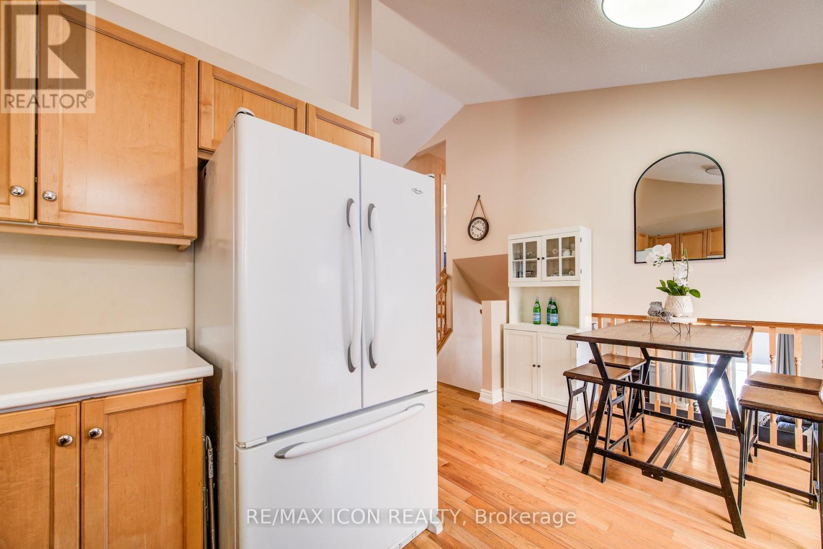 84 Endeavour Drive, Cambridge, Ontario  N3C 4C2 - Photo 19 - X12826978