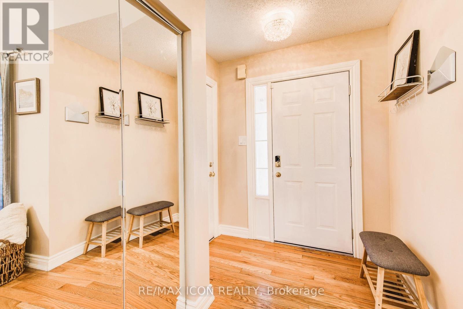 84 Endeavour Drive, Cambridge, Ontario  N3C 4C2 - Photo 7 - X12826978