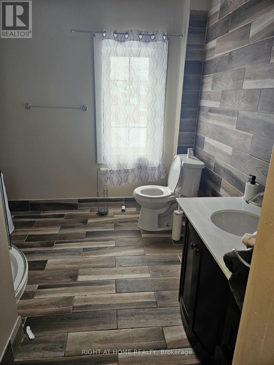 3 - 199 Catharine Street N, Hamilton (Beasley), Ontario  L8L 4S4 - Photo 10 - X12827004