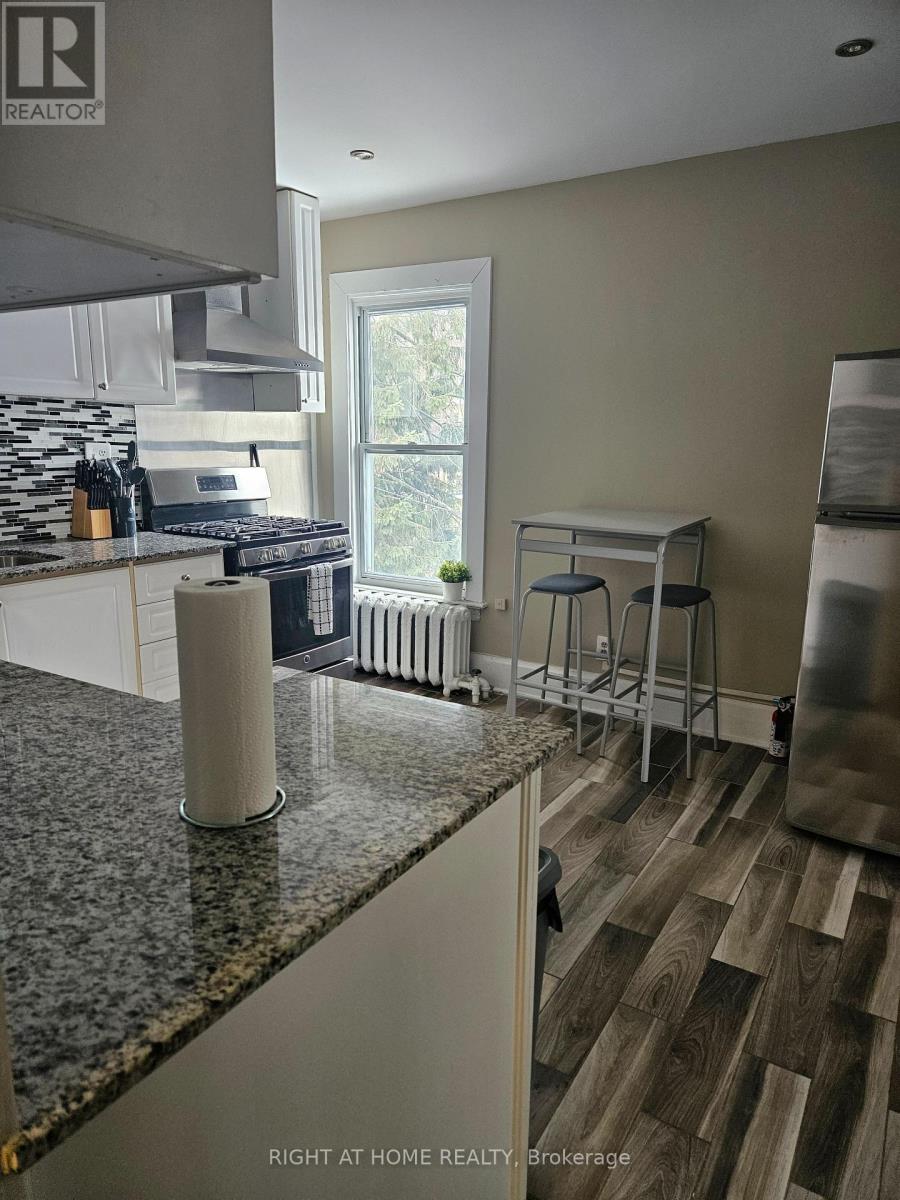 3 - 199 Catharine Street N, Hamilton (Beasley), Ontario  L8L 4S4 - Photo 8 - X12827004