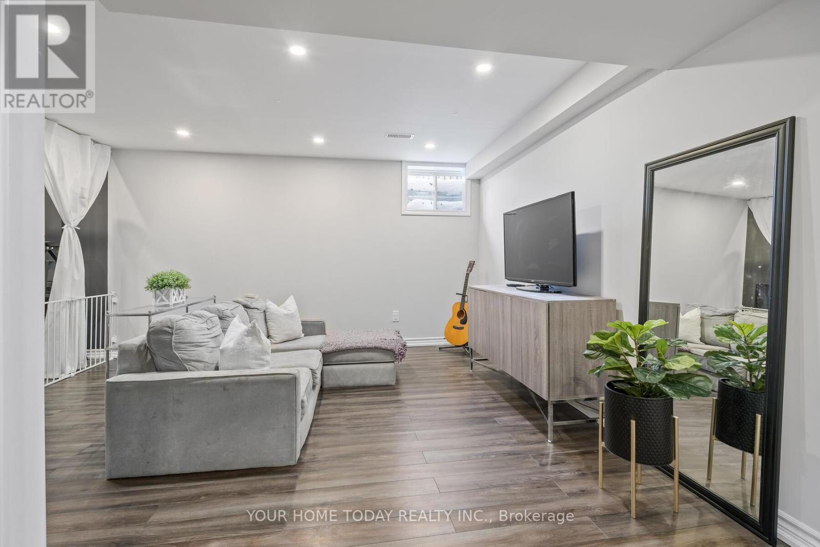 86 Pettitt Drive, Guelph, Ontario  N1E 0M2 - Photo 26 - X12827046