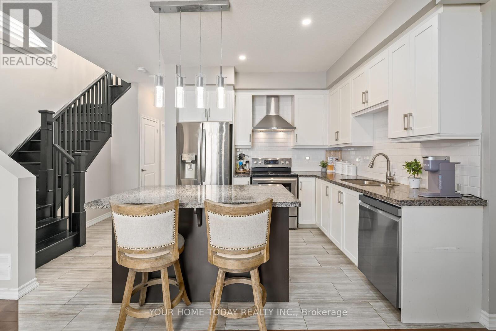 86 Pettitt Drive, Guelph, Ontario  N1E 0M2 - Photo 7 - X12827046