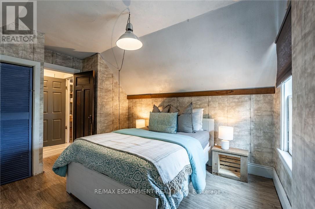 52 Connaught Avenue N, Hamilton, Ontario  L8L 6Y8 - Photo 11 - X12827060